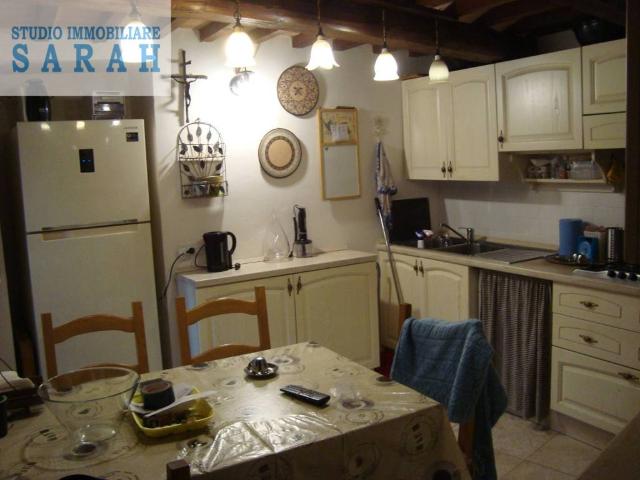Casa indipendente in vendita a Camaiore LU