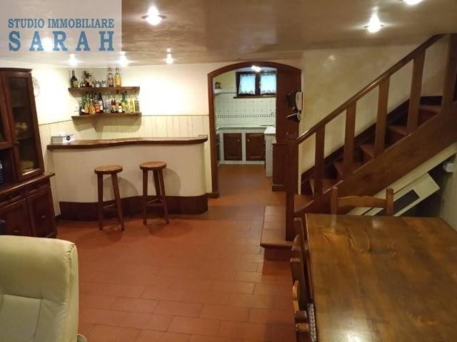 Casa indipendente in vendita a Camaiore LU