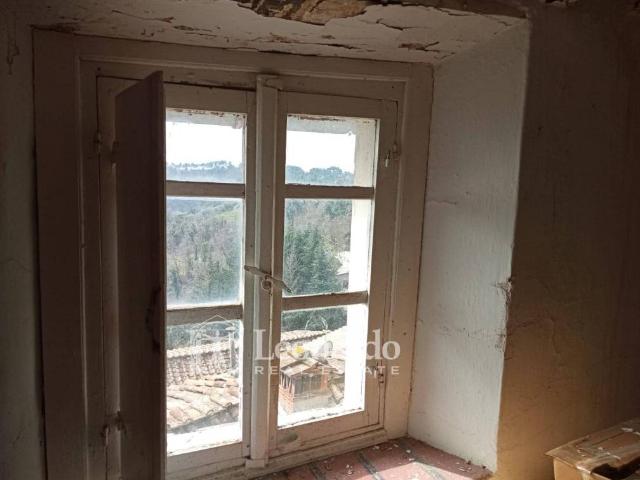 Casa indipendente in vendita a Camaiore LU