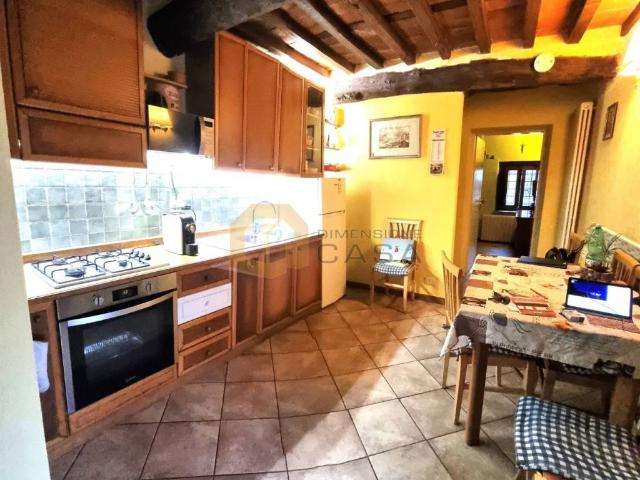 Casa indipendente in vendita a Camaiore LU