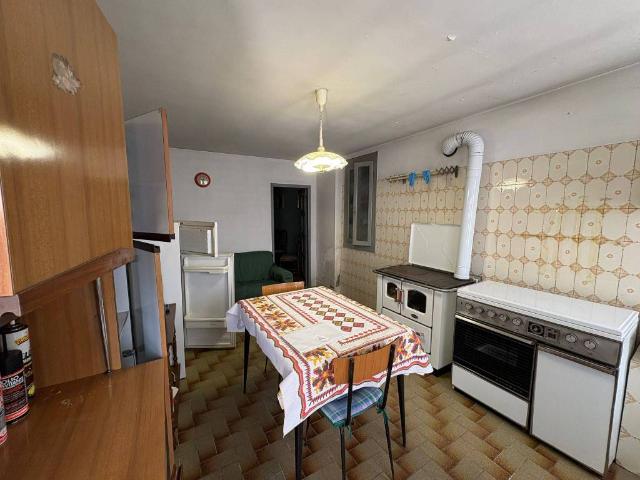 Casa indipendente in vendita a Camerano Casasco AT