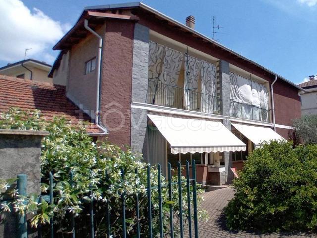 Casa indipendente in vendita a Cameri