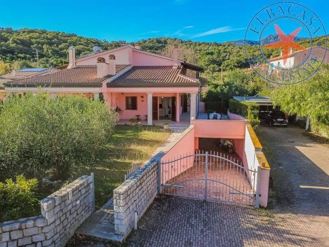 Casa indipendente in vendita a Campo nell'Elba LI