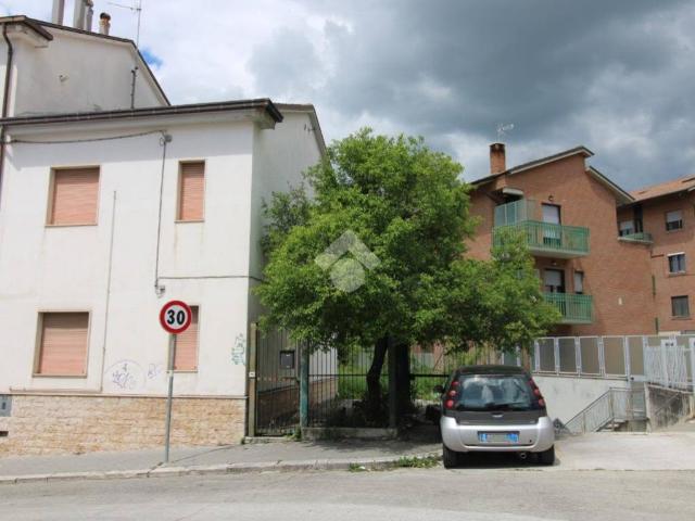 Casa indipendente in vendita a Campobasso CB