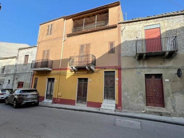 Casa indipendente in vendita a Campobello di Licata AG