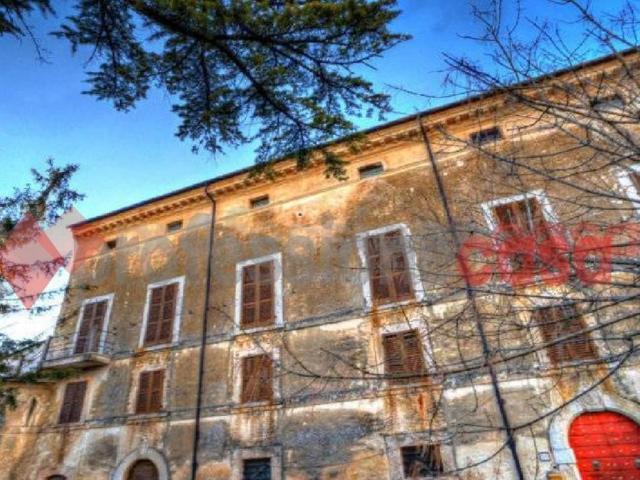 Casa indipendente in vendita a Campoli Appennino