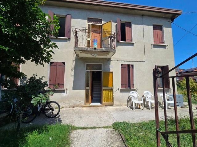 Casa indipendente in vendita a Camponogara VE