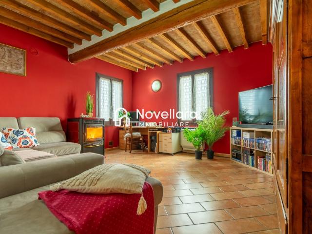 CASA INDIPENDENTE in VENDITA a CAMPAGNOLA EMILIA di 15 vani