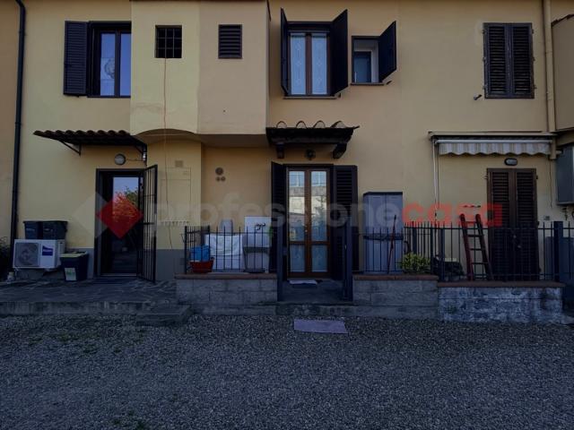 Casa indipendente in vendita a Campi Bisenzio