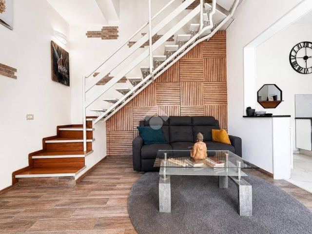 Casa indipendente in vendita a Campi Bisenzio FI