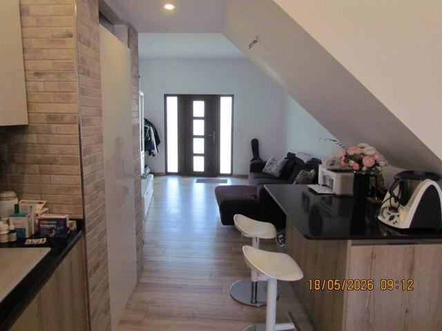 Casa indipendente in vendita a Campi Bisenzio via tosca fiesoli, 30