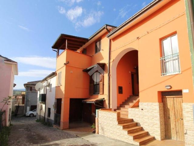 Casa indipendente in vendita a Campli TE