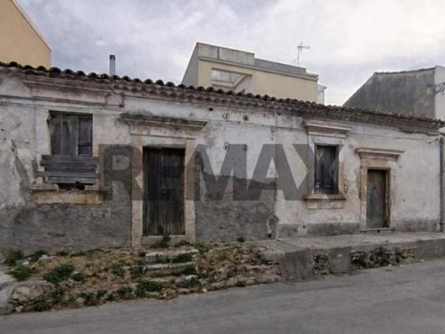 Casa Indipendente in vendita a Canicattini Bagni
