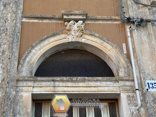 Casa indipendente in vendita a Canicattini Bagni SR