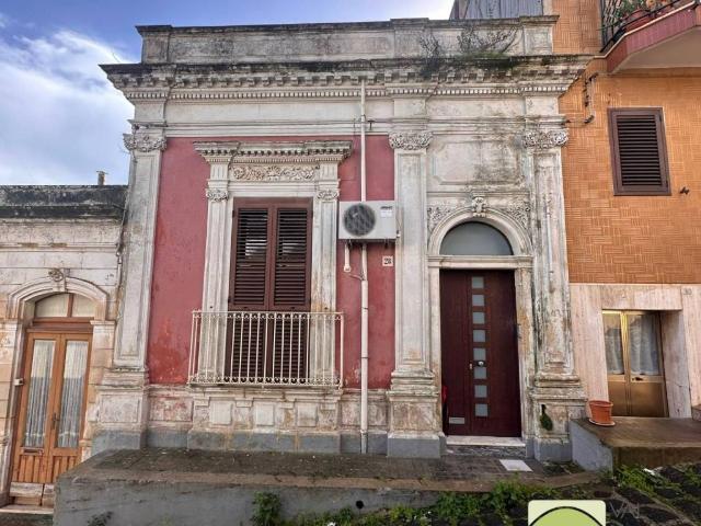 Casa indipendente in vendita a Canicattini Bagni SR