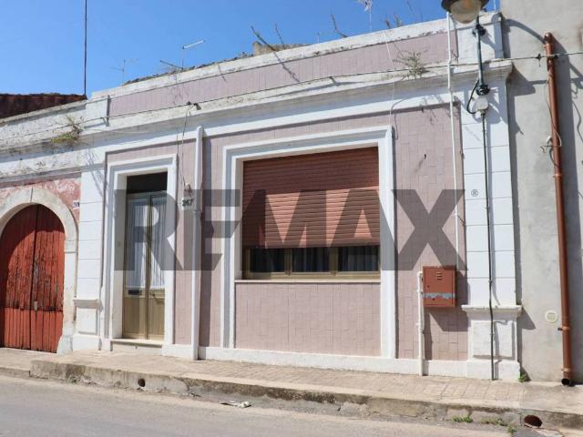 Casa indipendente in vendita a Canicattini Bagni SR