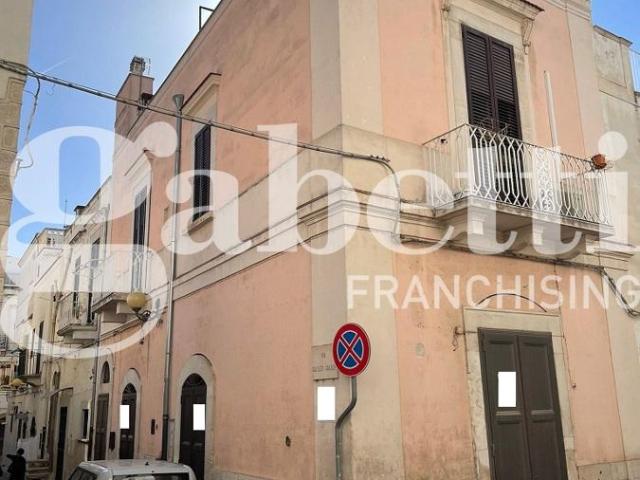 Casa indipendente in vendita a Canosa Di Puglia