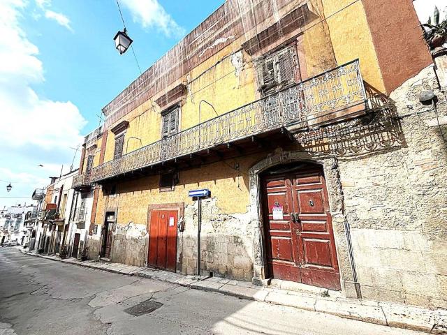 Casa indipendente in vendita a Canosa di Puglia BT
