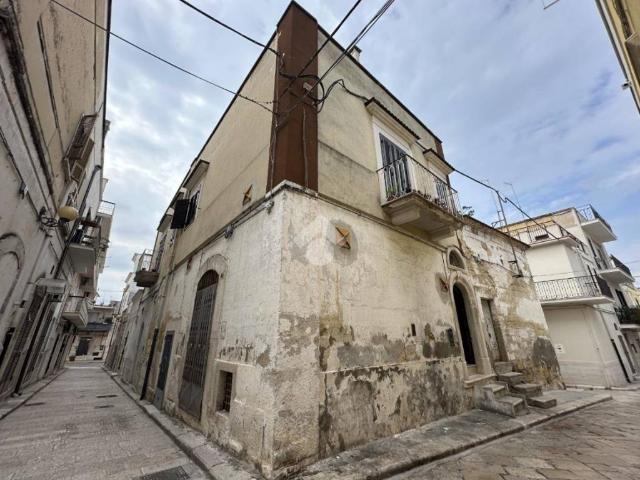 Casa indipendente in vendita a Canosa di Puglia BT