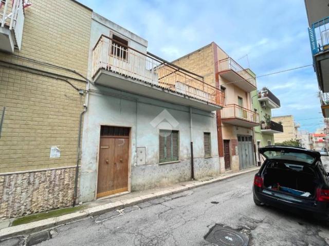 Casa indipendente in vendita a Canosa di Puglia BT