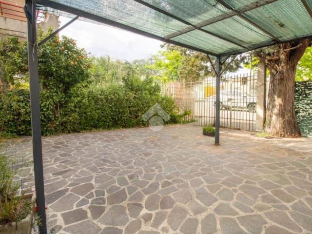 Casa indipendente in vendita a Canosa Sannita CH