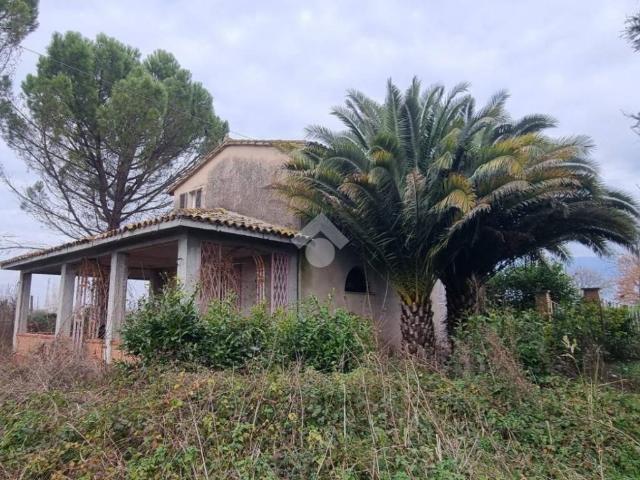 Casa indipendente in vendita a Cannara PG