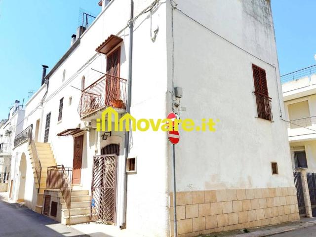 Casa indipendente in vendita a Canneto, Adelfia