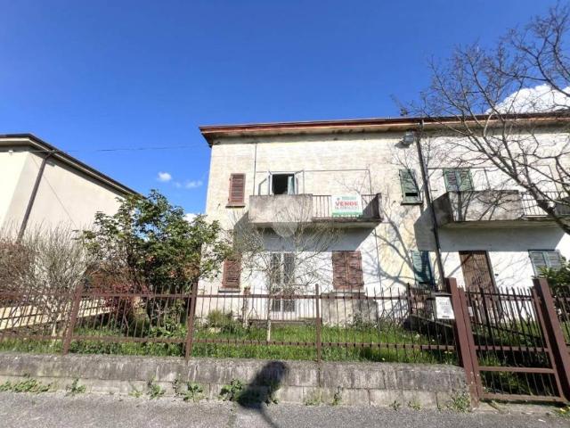 Casa indipendente in vendita a Canneto sull'Oglio MN