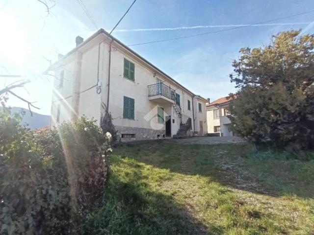 Casa indipendente in vendita a Cantalupo Ligure, Prato
