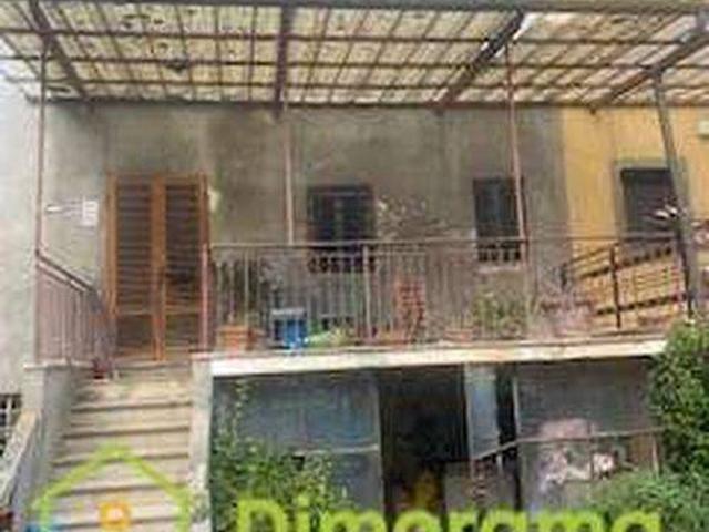Casa indipendente in vendita a Capannori, Massa Macinaia San Leonardo