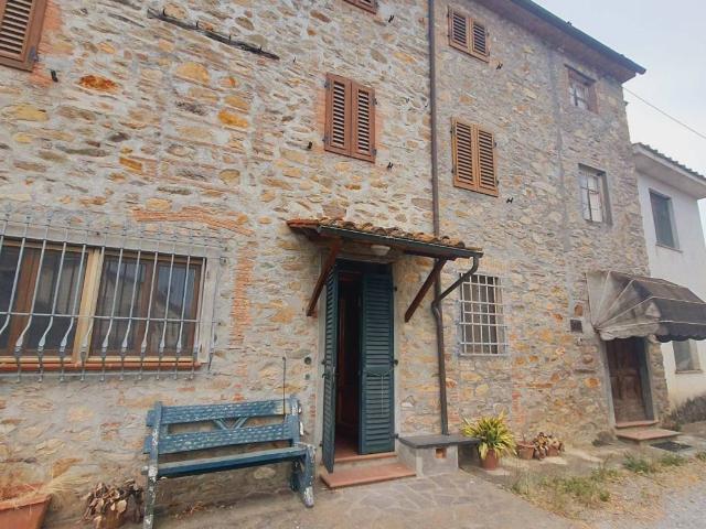 Casa indipendente in vendita a Capannori LU