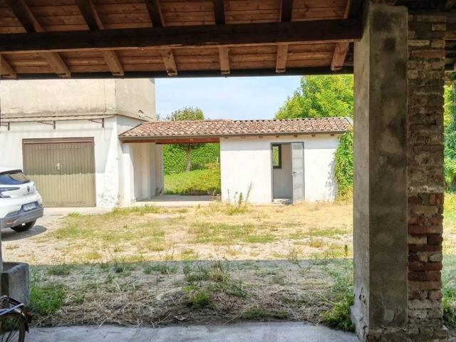 Casa indipendente in vendita a Capergnanica CR