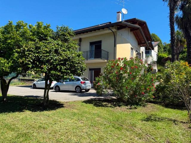 Casa indipendente in vendita a Capiago Intimiano via alla Vigna