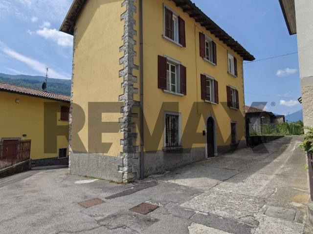 Casa indipendente in vendita a Capizzone BG