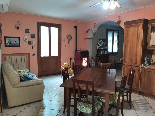 Casa indipendente in vendita a Cappella de' Picenardi CR