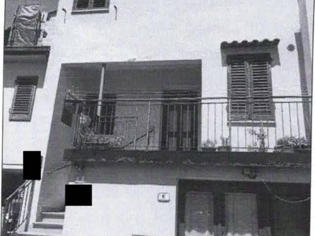 Casa indipendente in vendita a Capraia e Limite FI