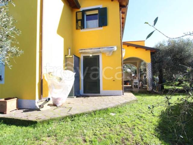Casa indipendente in vendita a Caprigliola, Aulla