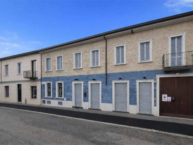 Casa indipendente in vendita a Carate Brianza MB