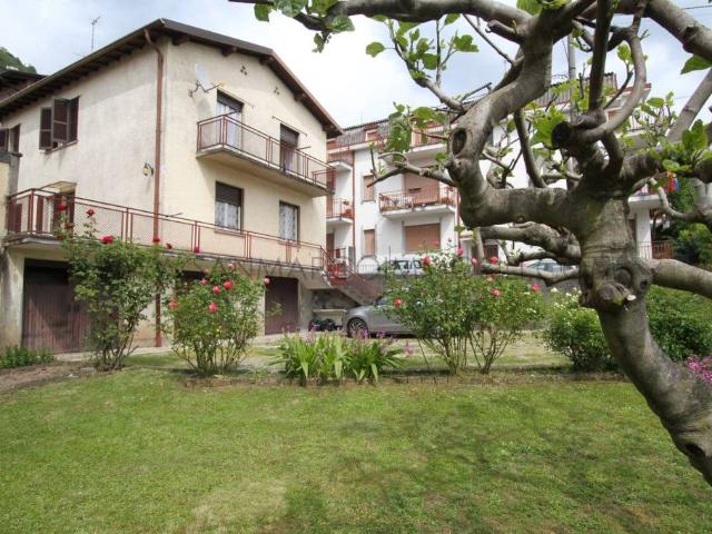 Casa indipendente in vendita a Carenno