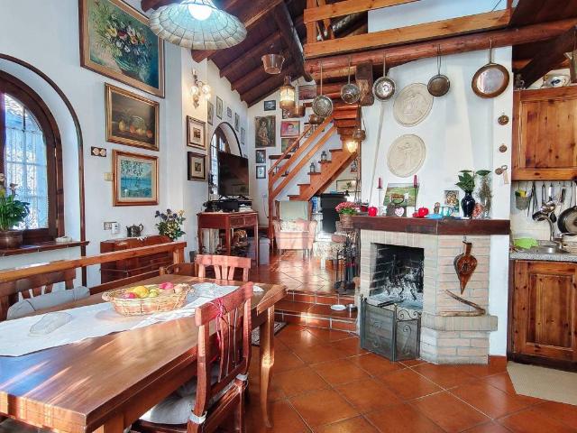 Casa indipendente in vendita a Carezzano AL