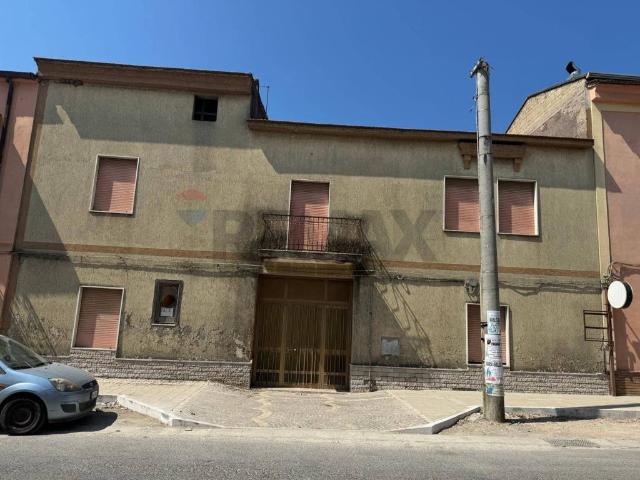 Casa indipendente in vendita a Carinola CE