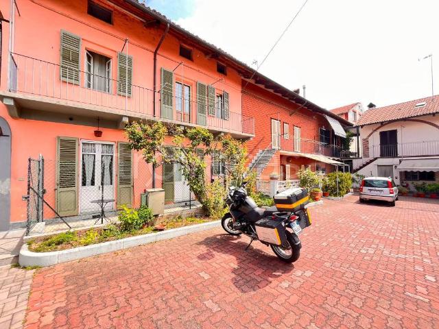 Casa indipendente in vendita a Carignano vicolo della Pace, 3