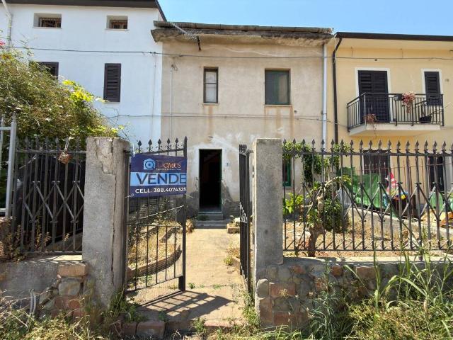 Casa indipendente in vendita a Caronia ME