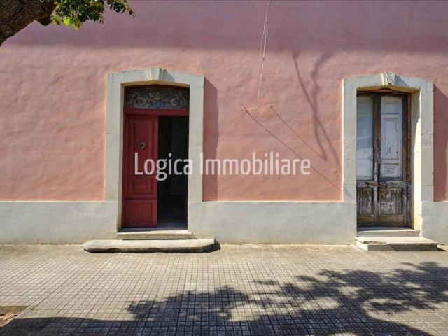 Casa indipendente in vendita a Carmiano LE