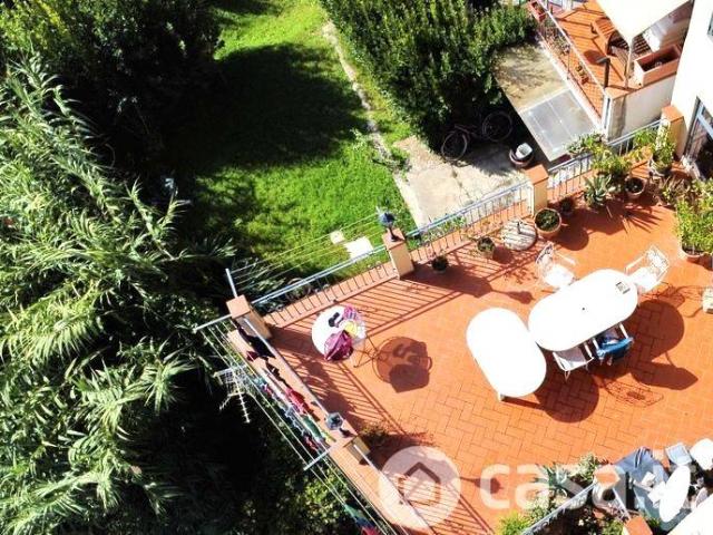 Casa indipendente in vendita a Carmignano via Dante Alighieri, Comeana
