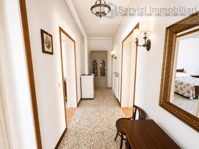 Casa indipendente in vendita a Carpaneto Piacentino PC