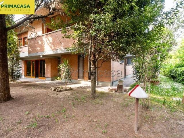 Casa indipendente in vendita a Carpi MO