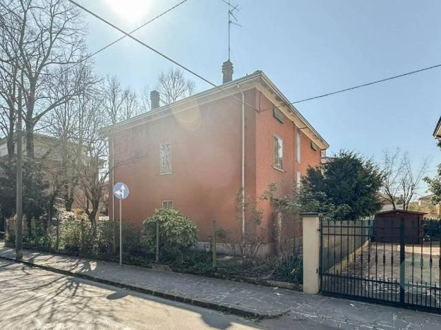 Casa indipendente in vendita a Carpi MO