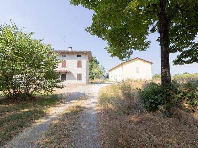 Casa indipendente in vendita a Carpi MO