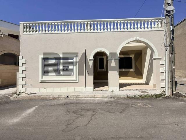 Casa indipendente in vendita a Carpignano Salentino LE